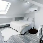 Le Duplex By Leslodgespa - Loft Moderne Et Confortable Au Style Newyorkais, Proche De Bale Et De L'aeroport